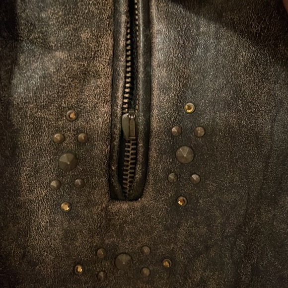 Versace XL - Picture 4 of 12